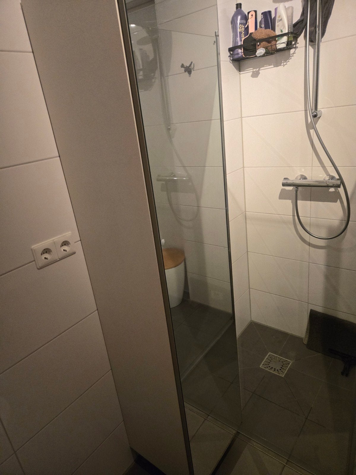 Badkamers met spiegel, Ophalen, Gebruikt