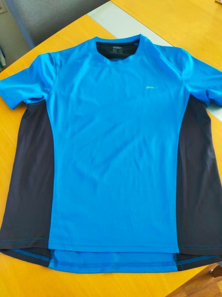 Sport Shirt maat L  merk crivit, Kleding | Heren, Sportkleding, Maat 52/54 (L), Blauw, Ophalen of Verzenden, Zo goed als nieuw