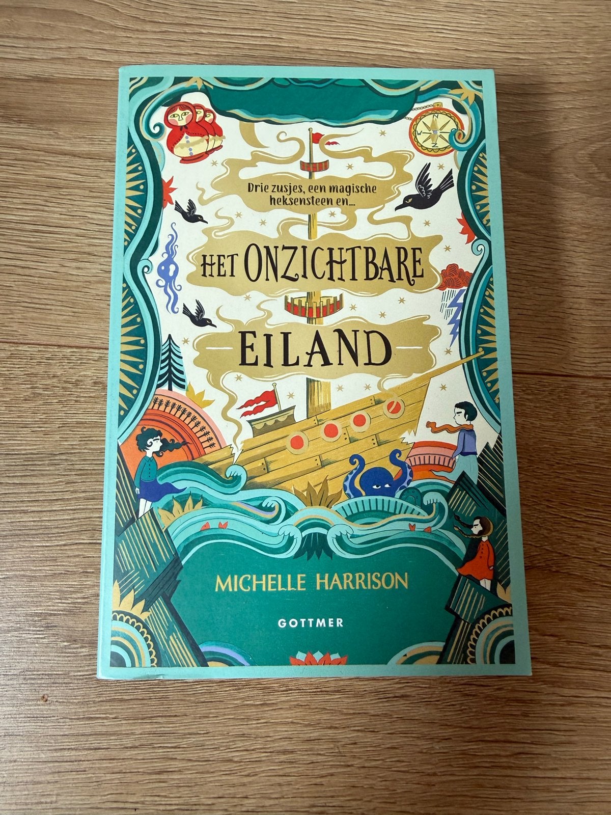 Het Onzichtbare Eiland - Michelle Harrison, Boeken, Ophalen of Verzenden, Zo goed als nieuw, Fictie algemeen