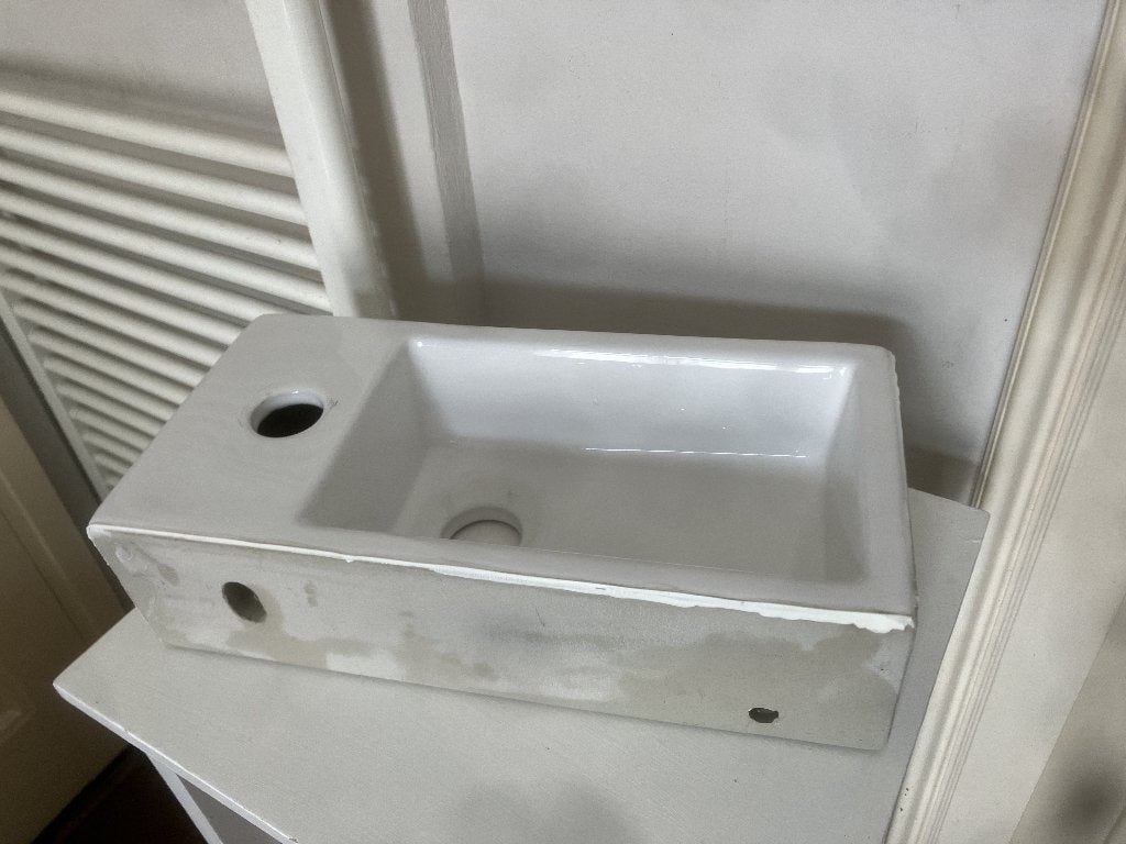 Compact Toiletfontein Wit - 38 x 18 x 9 cm (Kraangat links), Ophalen of Verzenden, Zo goed als nieuw, Wastafel