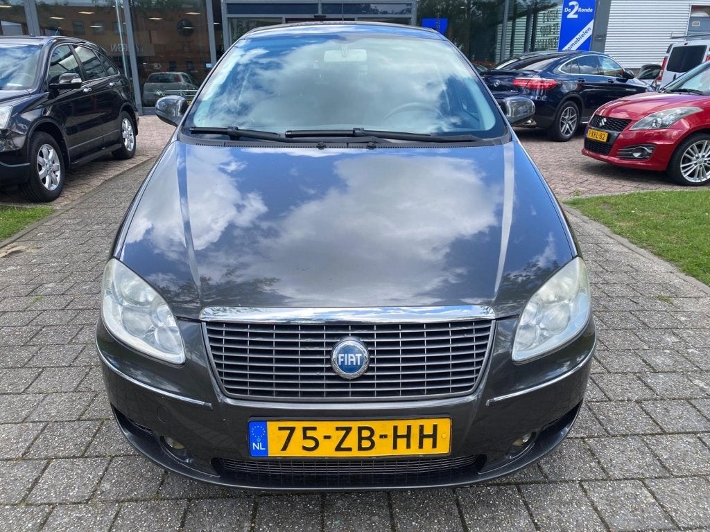 Fiat Croma 2.2-16V Emotion NAVI APK 2-27 BJ 2007 !, Auto's, Voorwielaandrijving, Gebruikt, 4 cilinders, 700 kg