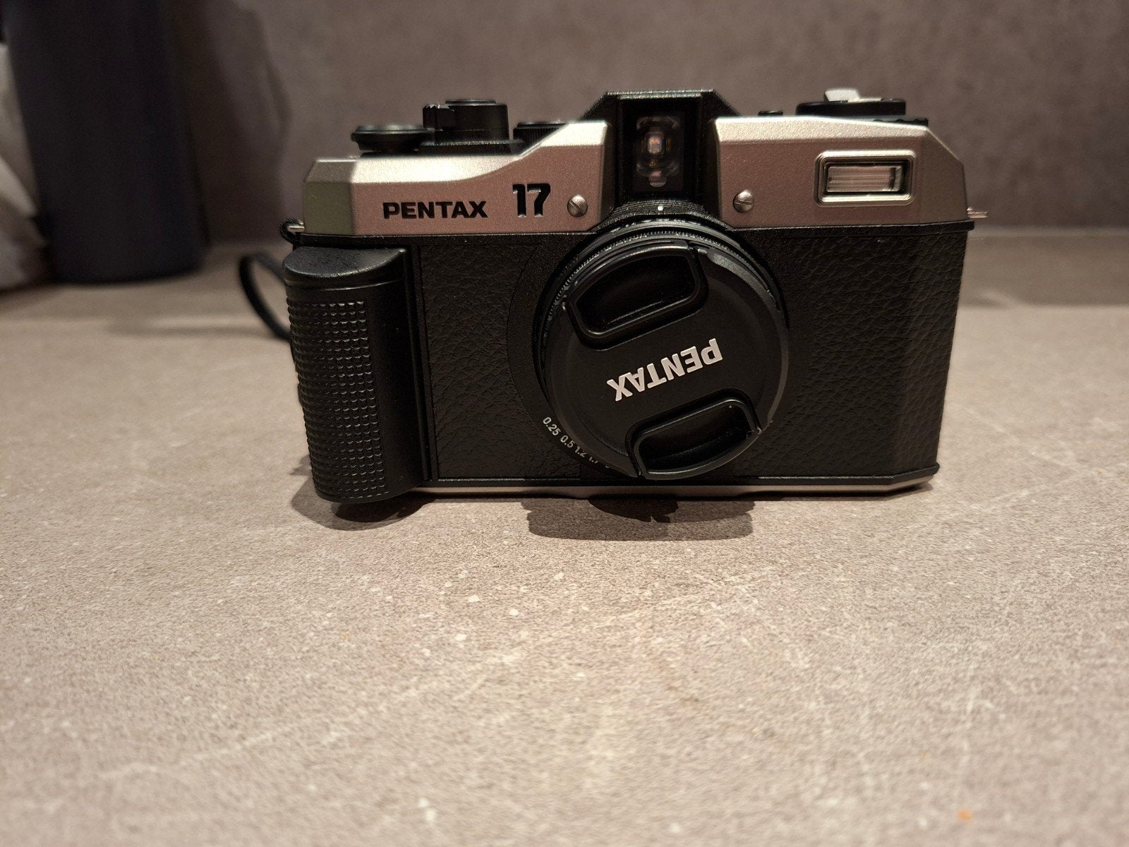 Pentax 17 als nieuw, Ophalen of Verzenden, Zo goed als nieuw, Compact, Pentax