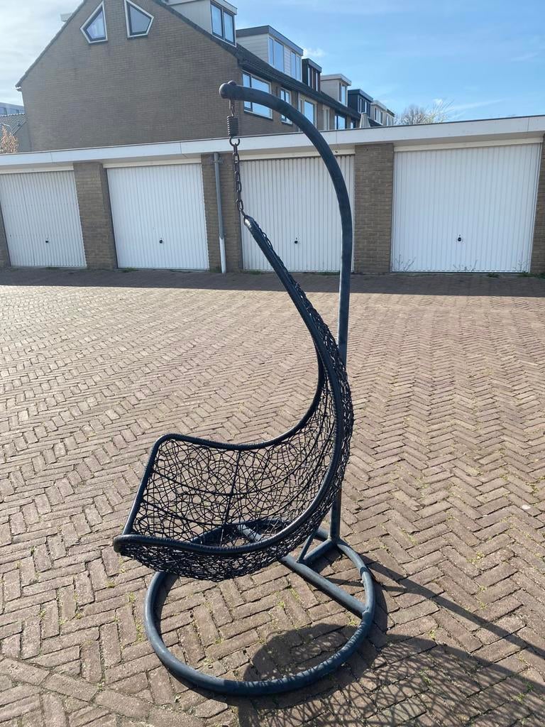 Hangstoel met standaard (egg chair), Tuin en Terras, Tuinstoelen, Ophalen, Gebruikt, Metaal