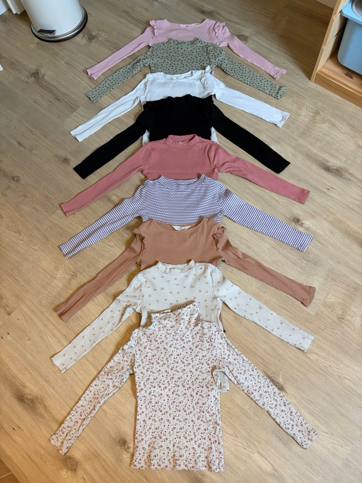 Pakket 9 shirts met lange mouw meisje 122/128 Hema, H&M, WE, Kinderen en Baby's, Ophalen of Verzenden, Zo goed als nieuw