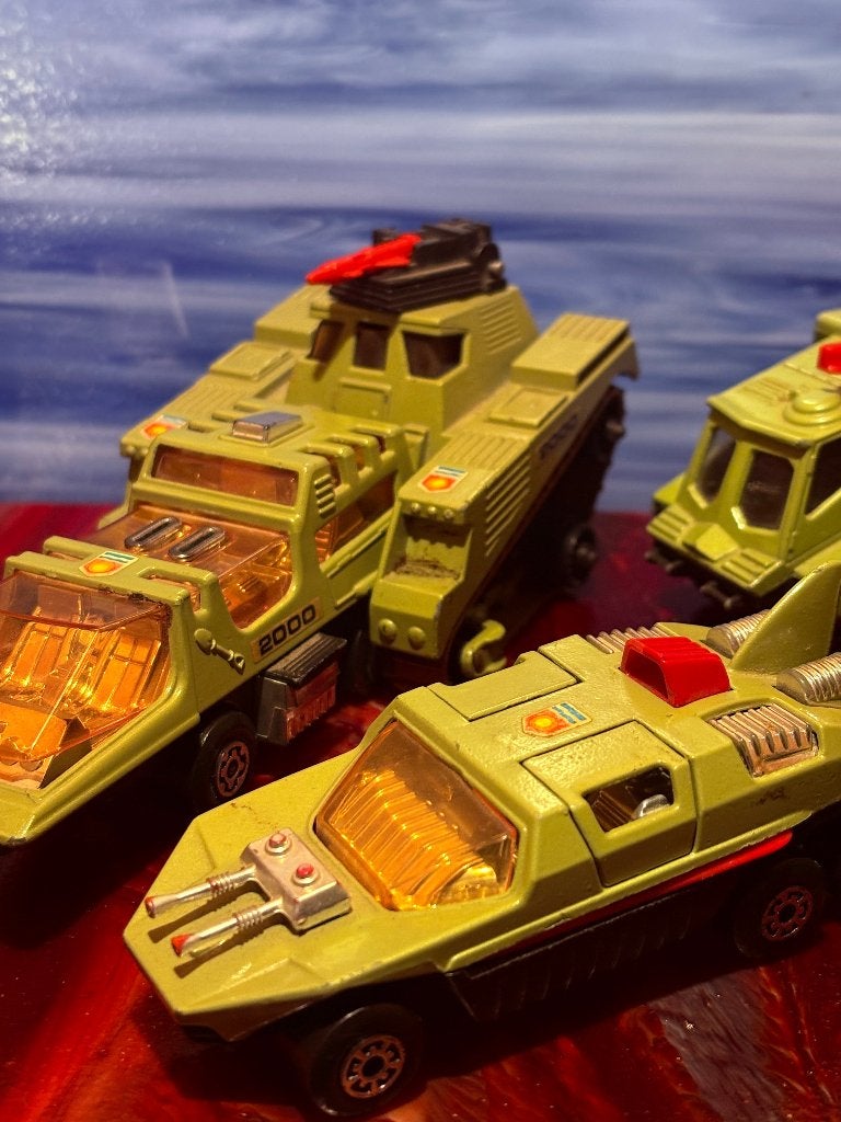Matchbox Battle Kings K-111 Missile Launcher & Adventure 200, Ophalen of Verzenden, Gebruikt, Overige typen