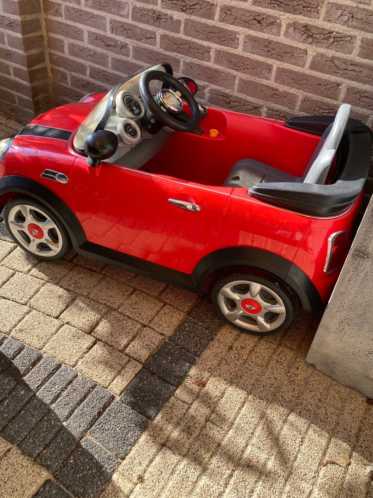 Rode Mini Cooper elektrische kinderauto, Kinderen en Baby's, Ophalen, Gebruikt
