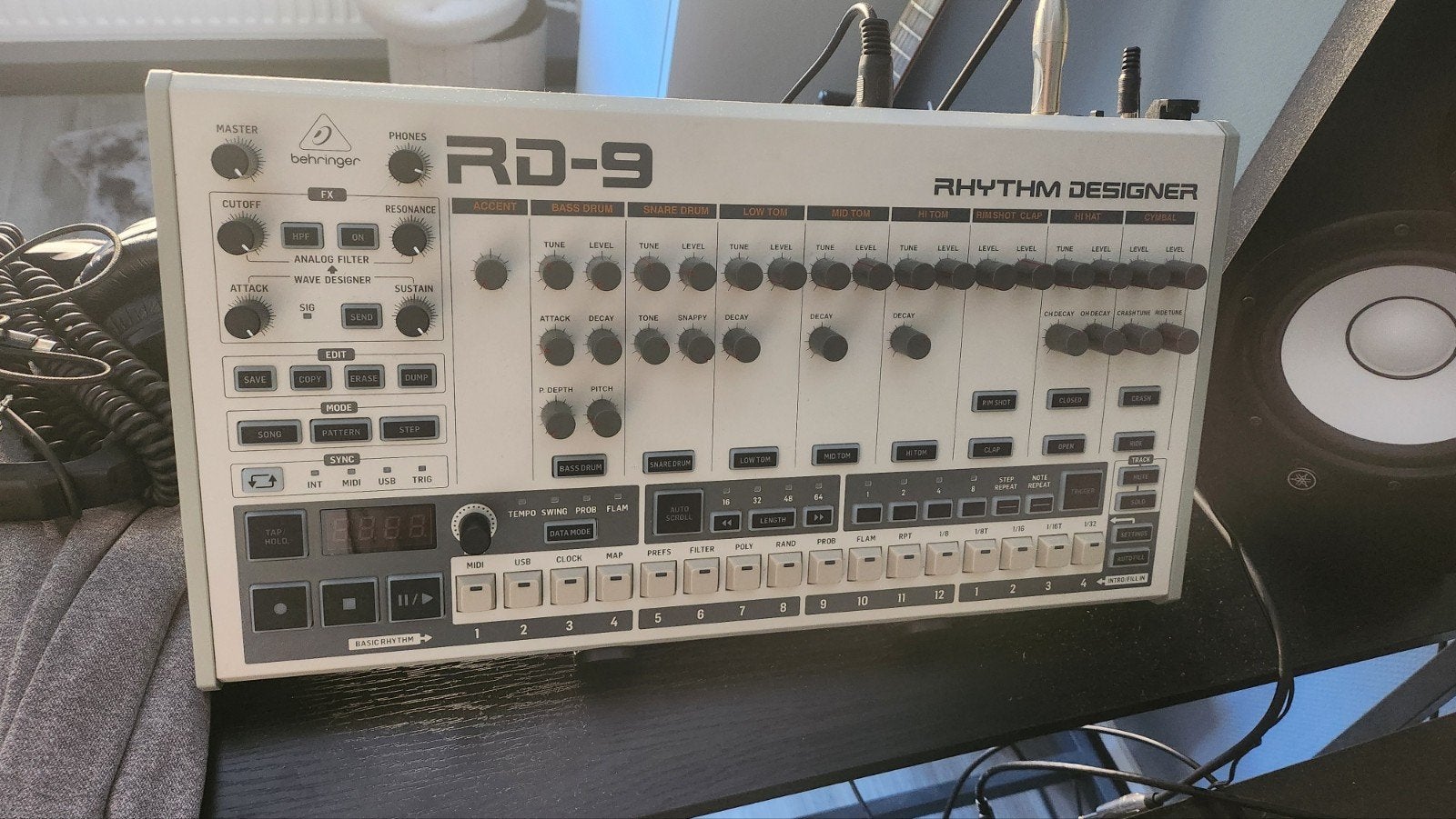 Behringer RD-9 Rhythm Designer drumcomputer, Muziek en Instrumenten, Ophalen of Verzenden, Zo goed als nieuw, Overige merken