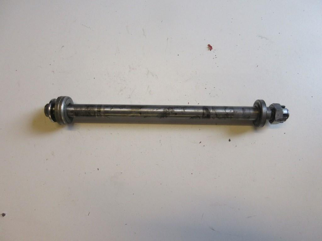 Yamaha FJ1100 achteras achterwielas wielas as achter FJ 1100, Ophalen of Verzenden, Gebruikt