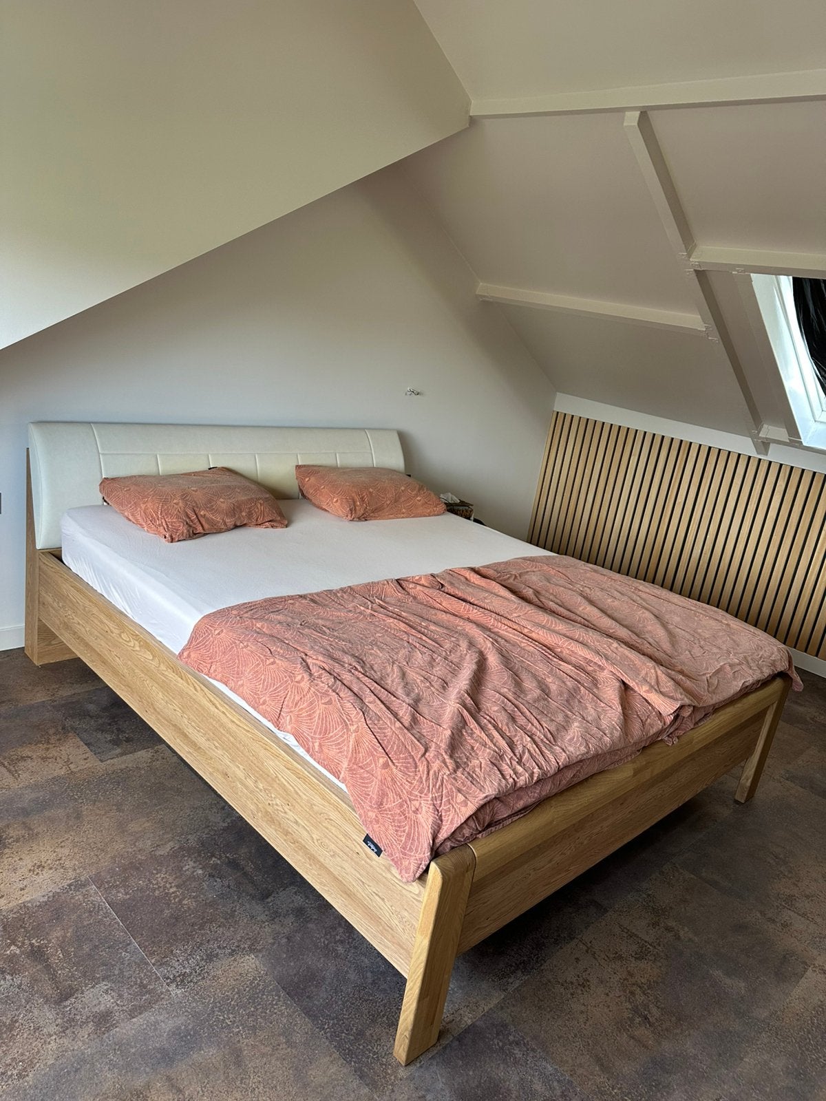 Ledikant met stevig matras van Totaalbed, Huis en Inrichting, Slaapkamer | Bedden, Ophalen, 210 cm, Tweepersoons, Zo goed als nieuw