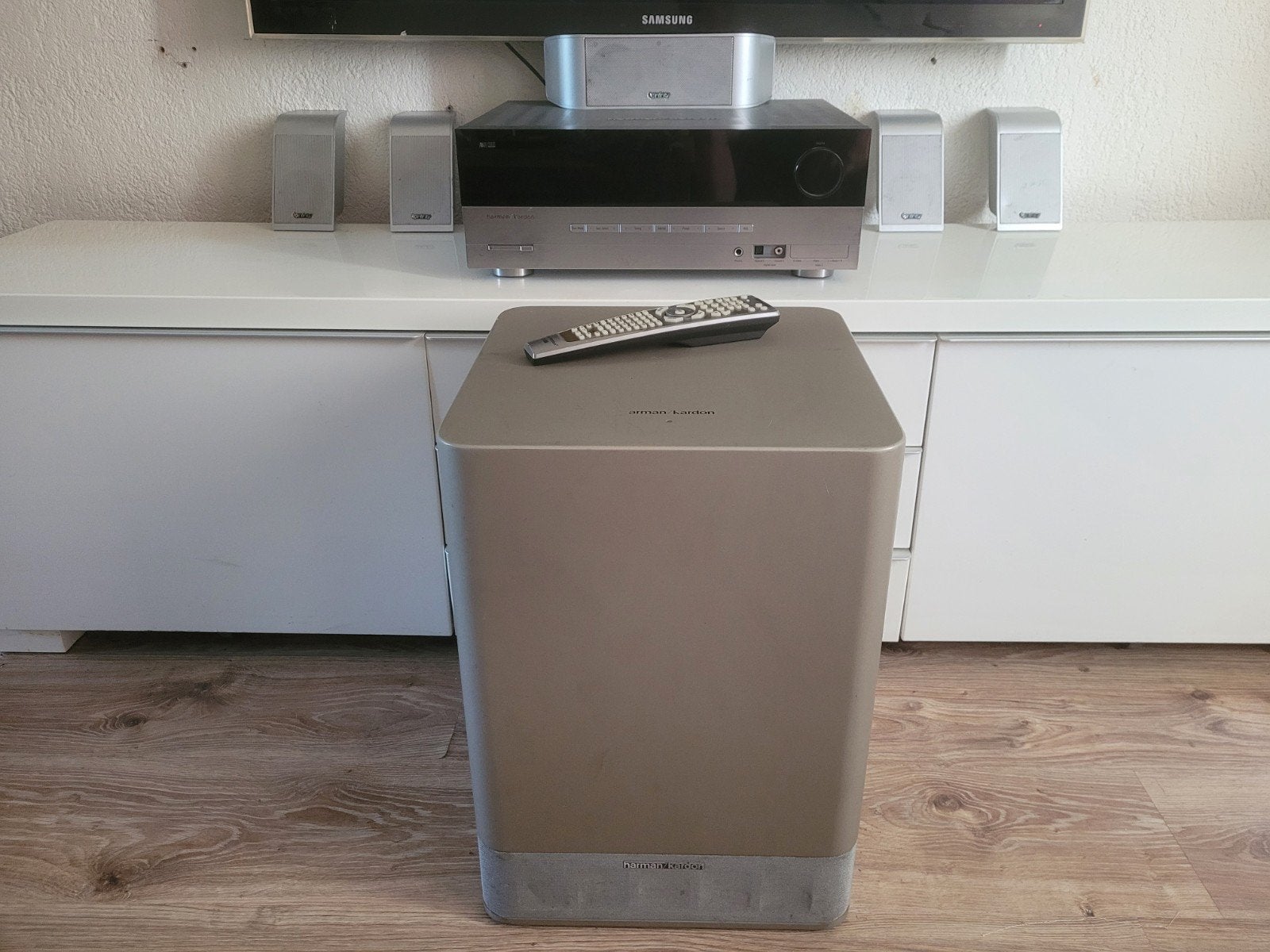Harman Kardon AVR 137Home Cinema Set met Subwoofer, Gebruikt, 70 watt of meer, 5.1-systeem, Overige spelers