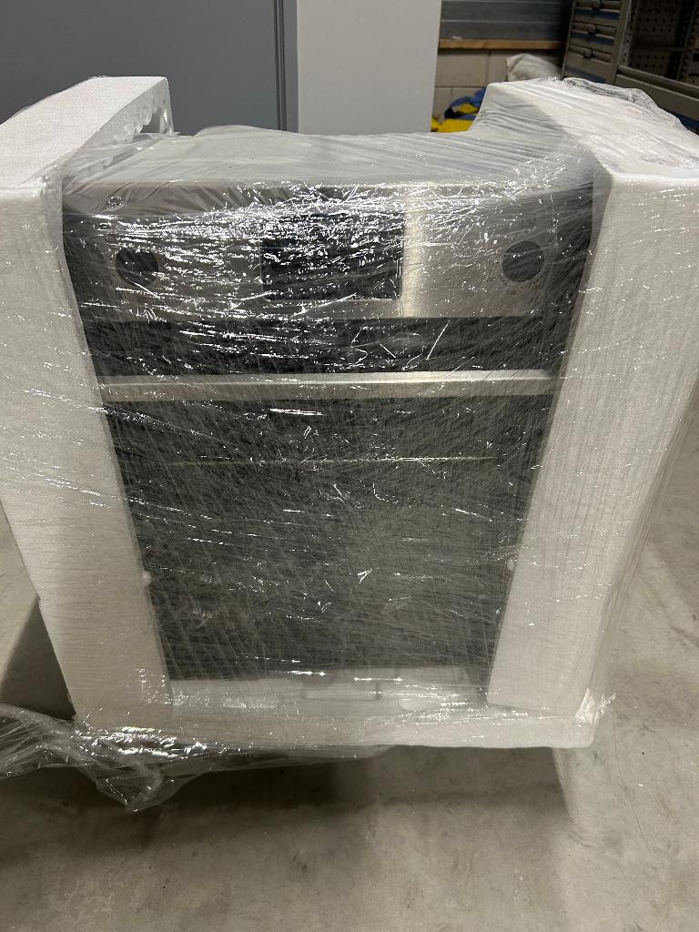 Nieuwe Zanussi knoppen oven, Ophalen, Hete lucht, 60 cm of meer, Zanussi