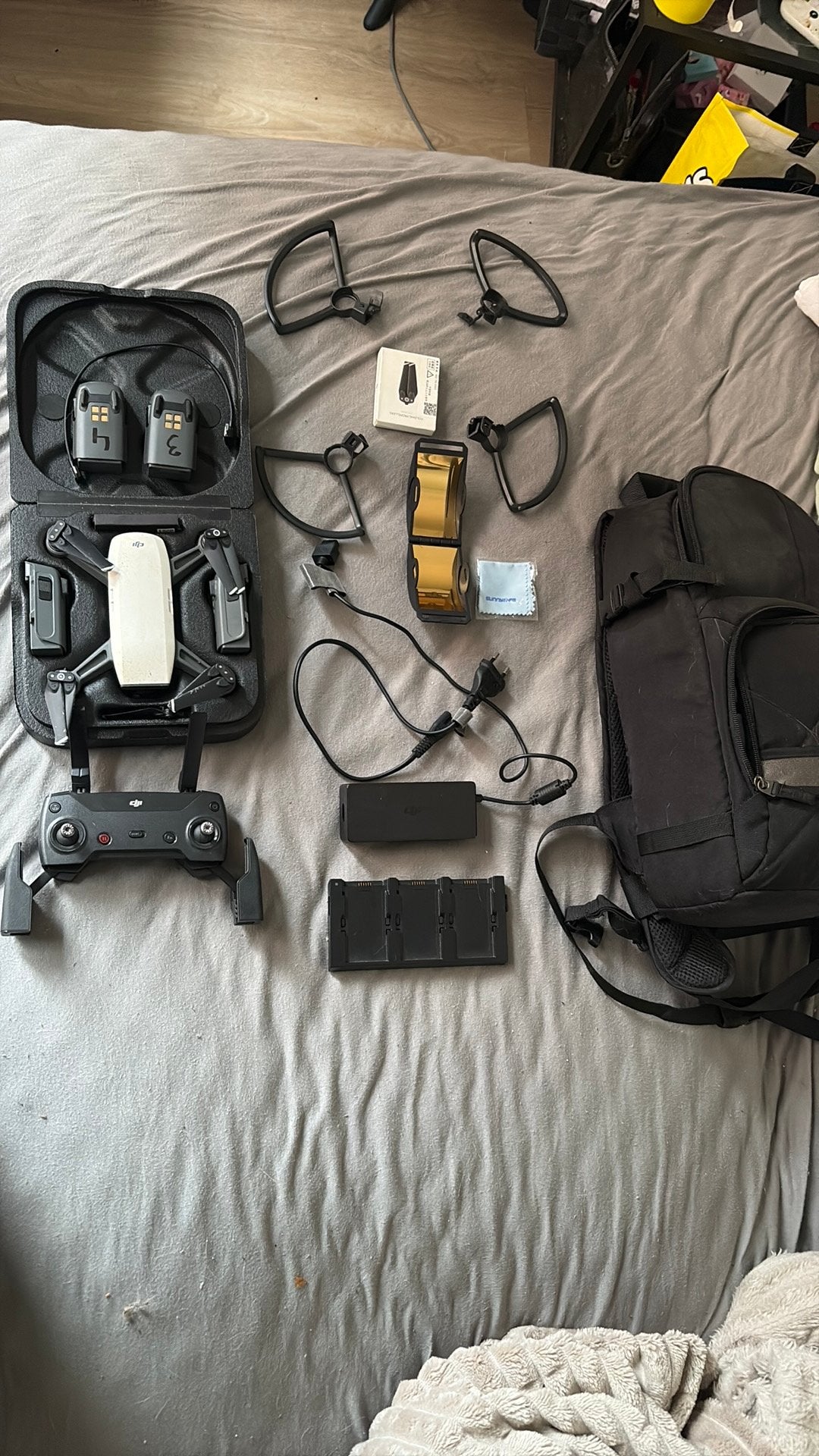 Dji spark, Cameradrone, 1 tot 5 kilometer, Minder dan 15 minuten, Ophalen