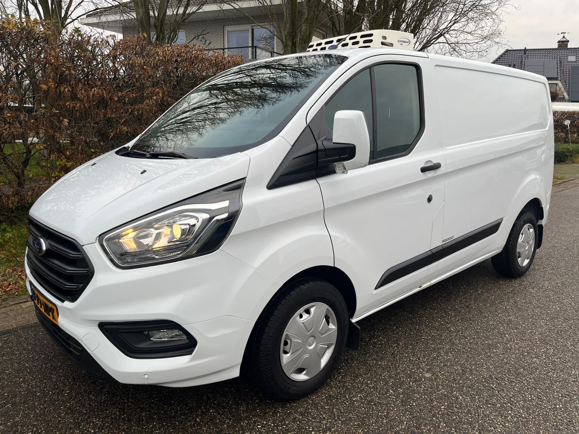 Ford Transit Custom 300 136pk L1H1 Trend MHEV | Koelwagen /, Auto's, Voorwielaandrijving, Stof, 4 cilinders, 2500 kg