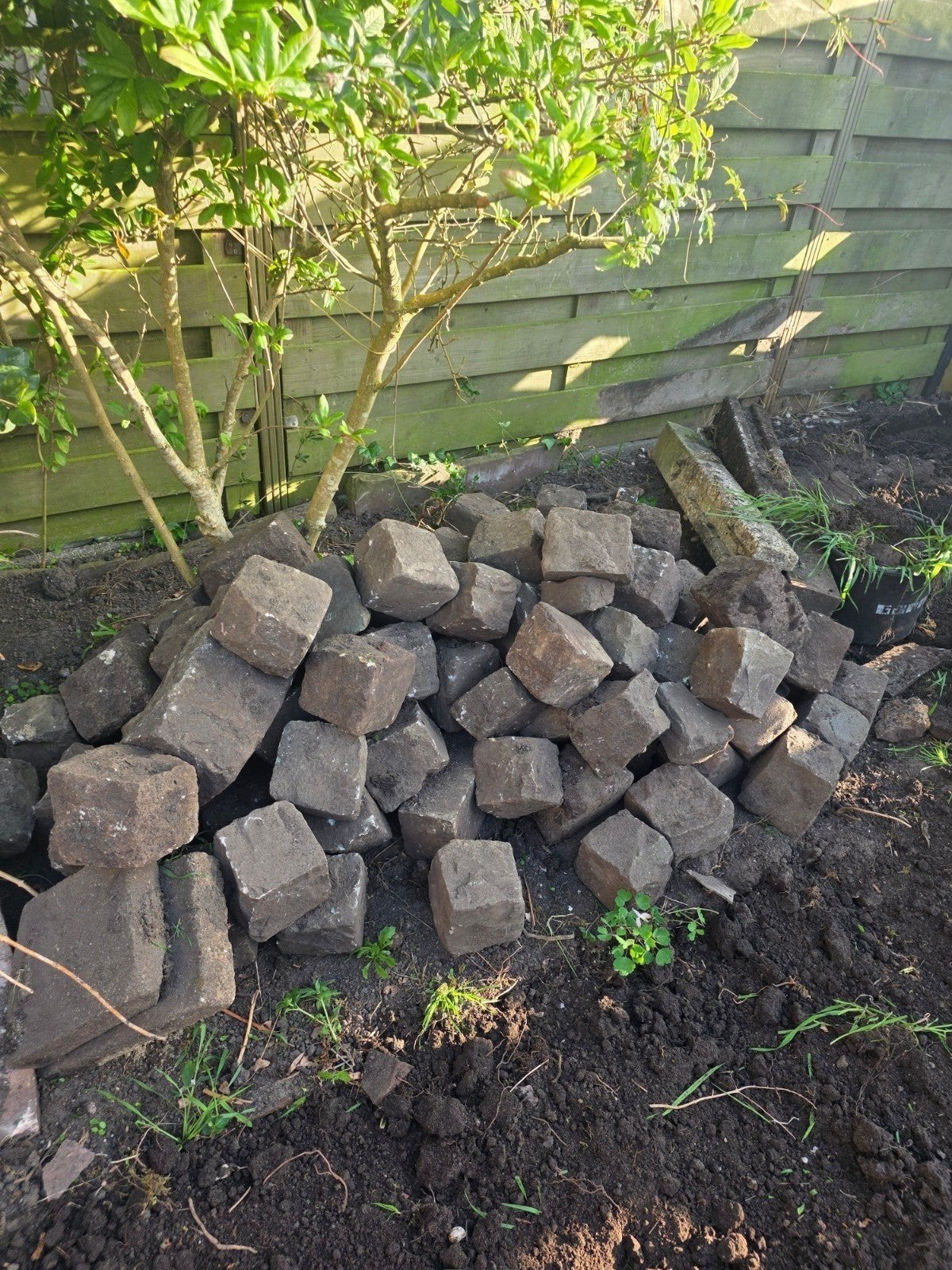 Graniet blokken gratis, Gebruikt, Klinkers, Ophalen of Verzenden, Minder dan 5 m²