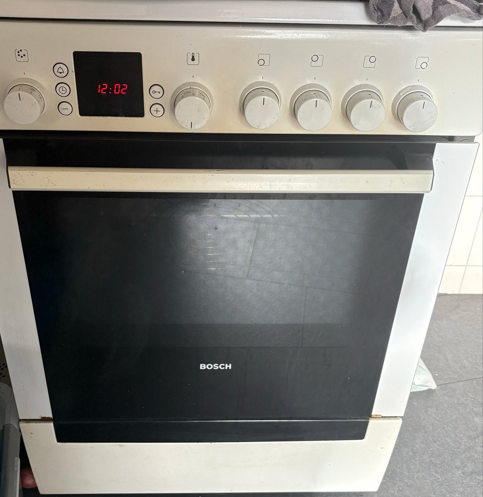 Bosch Fornuis, Witgoed en Apparatuur, Ophalen, Gebruikt, Minder dan 85 cm, 4 kookzones