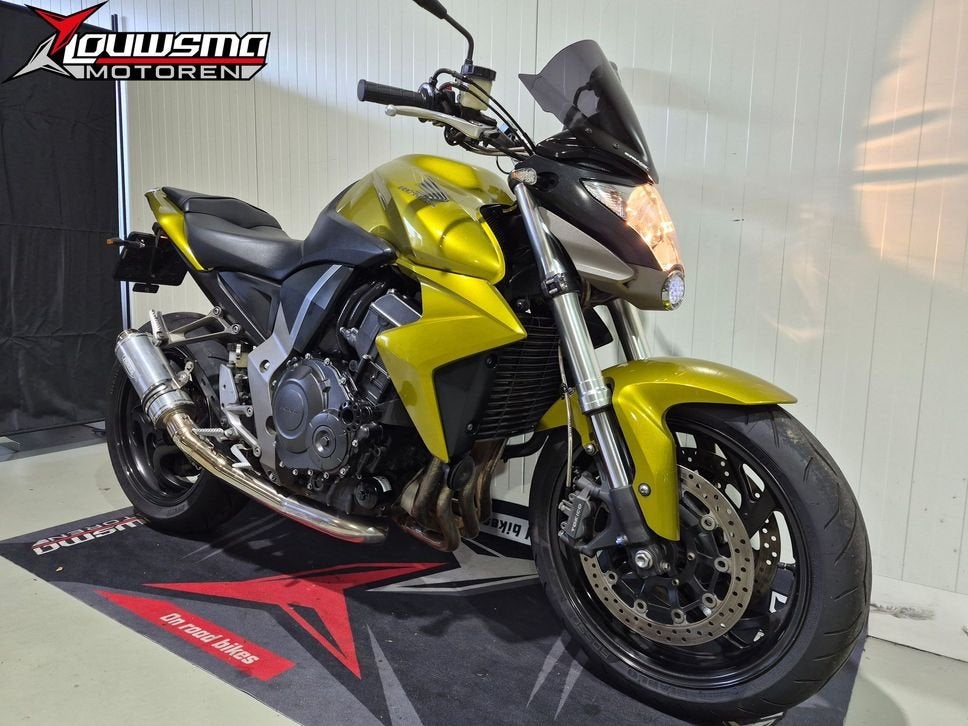 HONDA CB 1000 R |Weinig KM| Sportdemper |Garantie cb1000r, Motoren, Motoren | Honda, HONDA, 4 cilinders, Motorrijbewijs A, Bedrijf