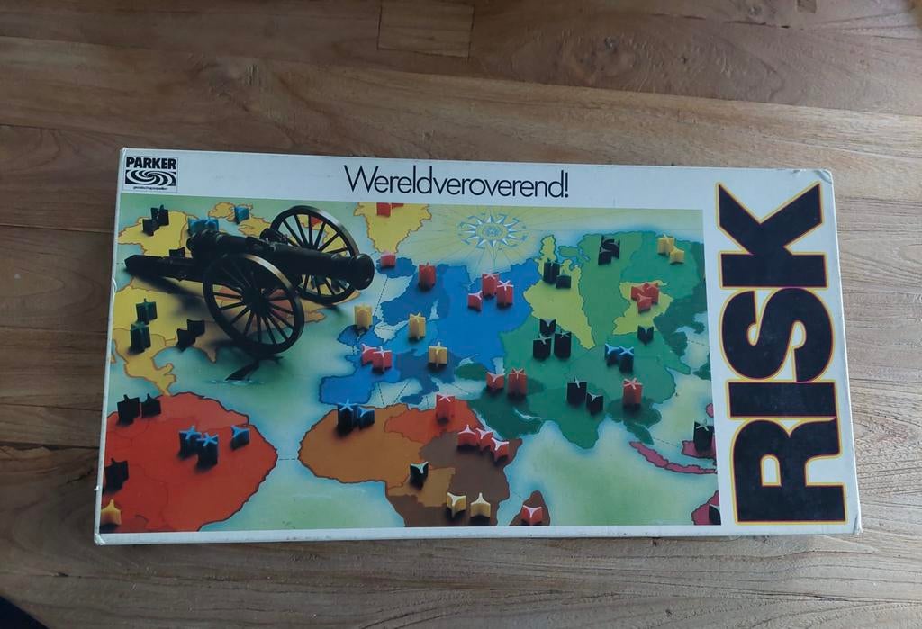 Risk compleet en in goede staat, Hobby en Vrije tijd, Gezelschapsspellen | Bordspellen, Ophalen of Verzenden, Zo goed als nieuw