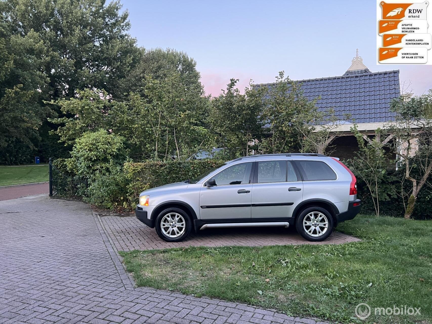 Volvo XC90 2.5 T Exclusive automaat bj 2002, Auto's, Gebruikt, 2521 cc, Leder, Vierwielaandrijving