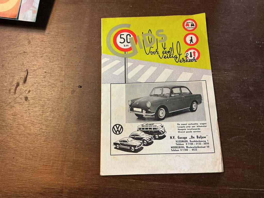 Auto boekje, Ophalen of Verzenden