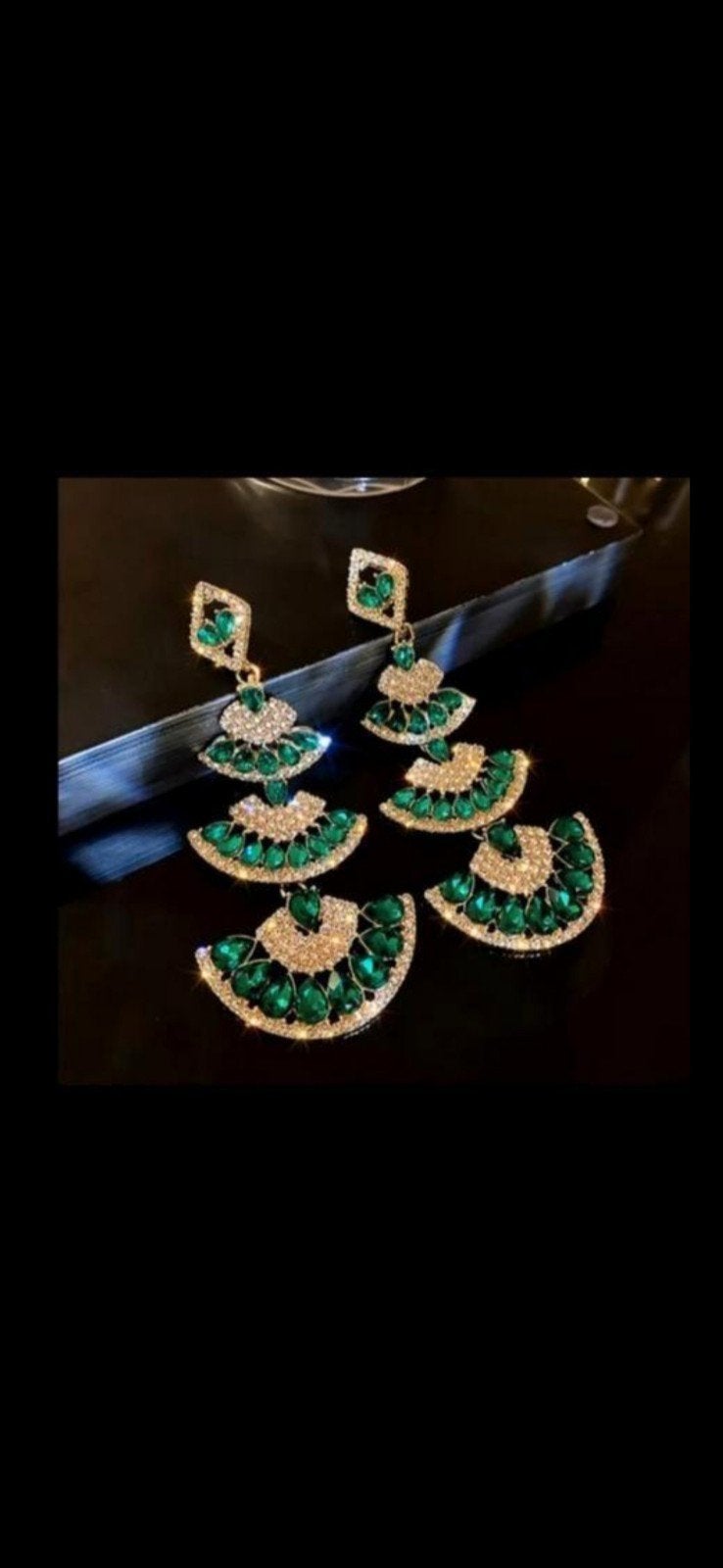 Nieuwe Smaragdgroene Oorbellen met Strass, Overige materialen, Hangers, Met edelsteen, Nieuw