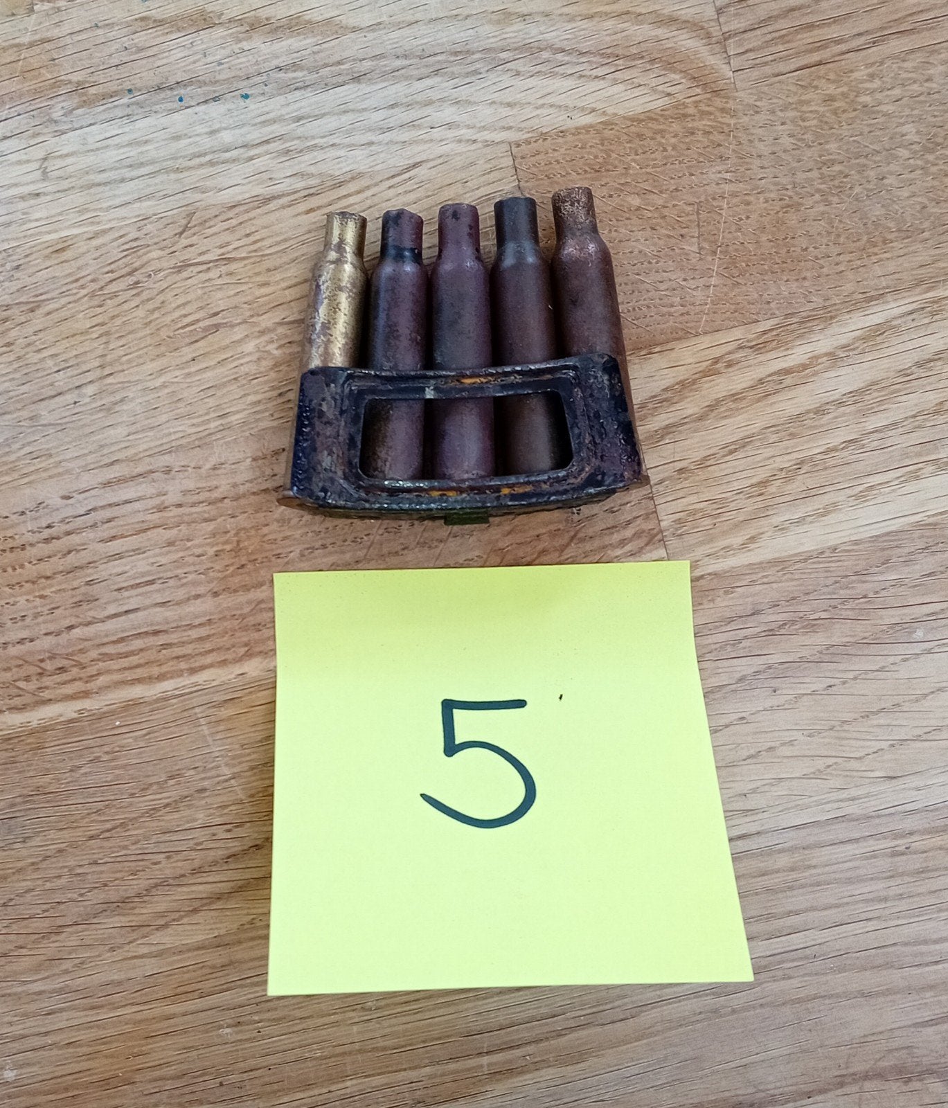 Originele Nederlandse M.95 Mannlicher Laderclip 5 huls leeg!, Ophalen of Verzenden, Landmacht, Nederland, Hulzen of Bodemvondsten