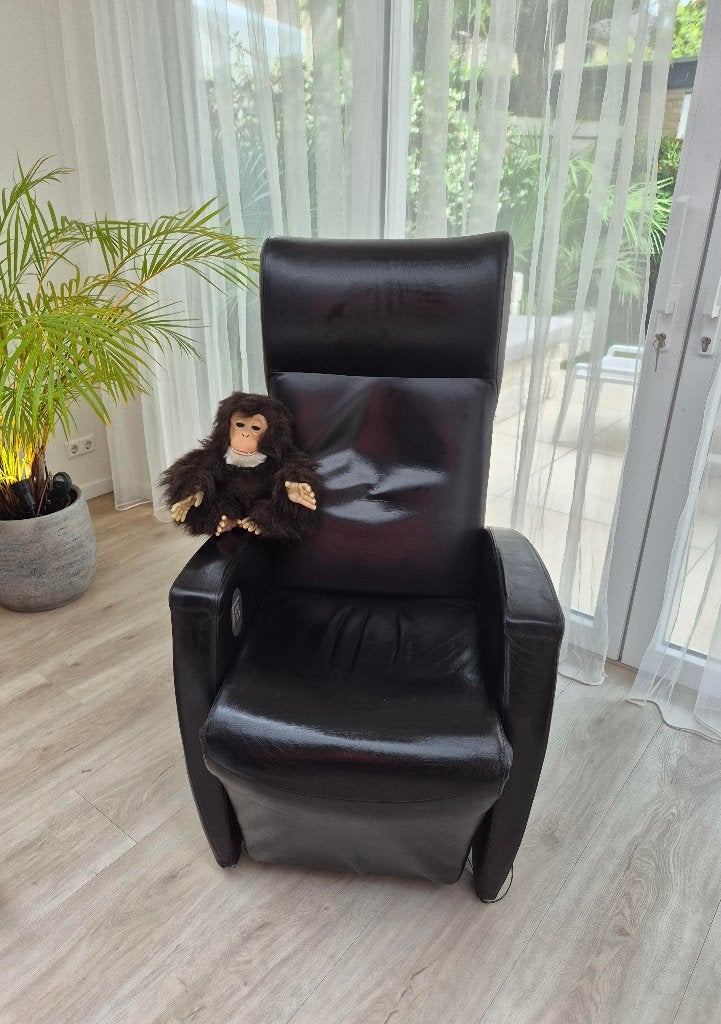Relax Fauteuil - Zwart - Leer - Accu, Huis en Inrichting, Fauteuils, Ophalen, Gebruikt, Minder dan 75 cm, Leer