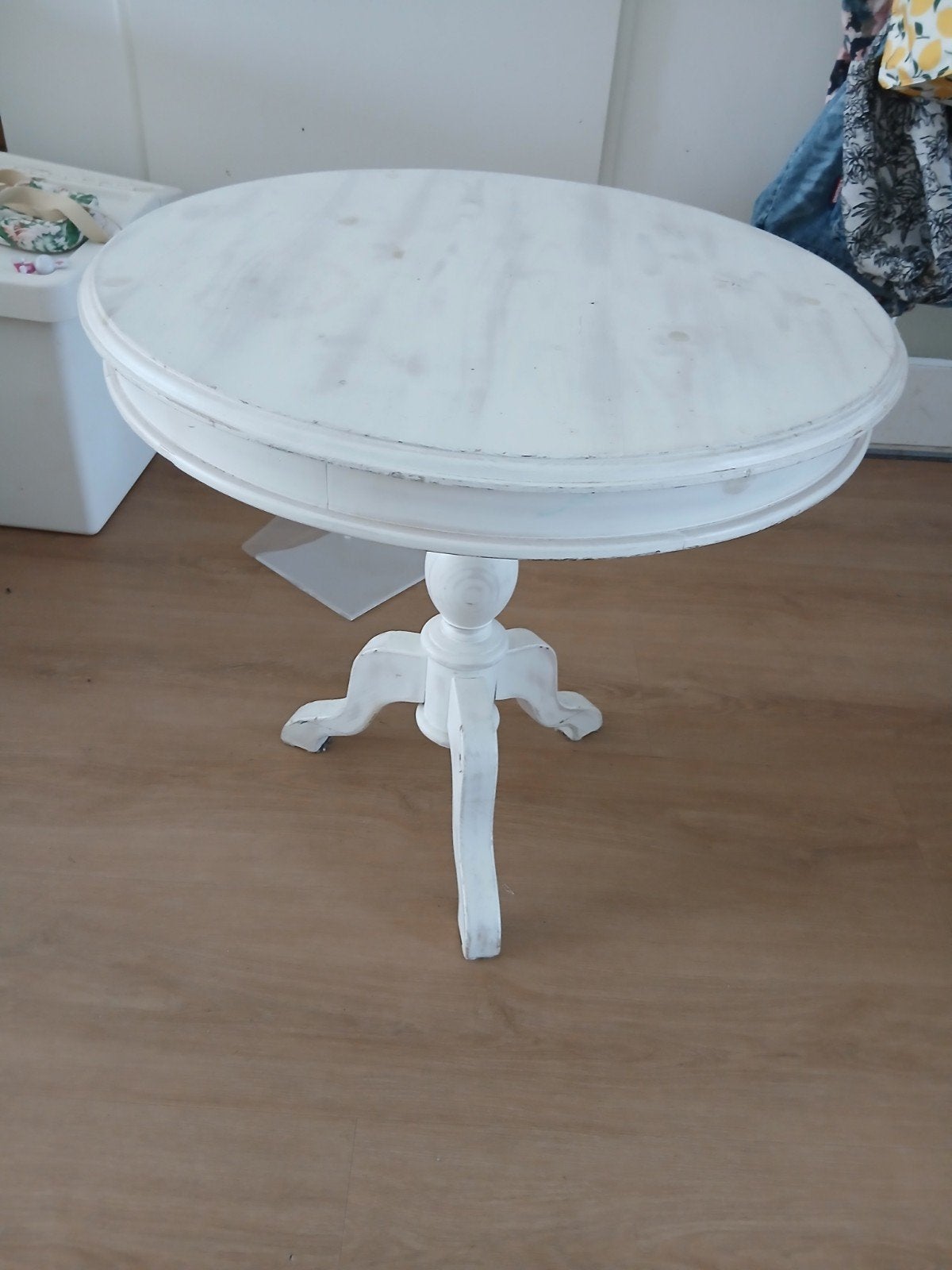 Vintage wit bijzettafeltje - Rond houten tafeltje, Minder dan 55 cm, Gebruikt, Vintage, Brocante, Rond