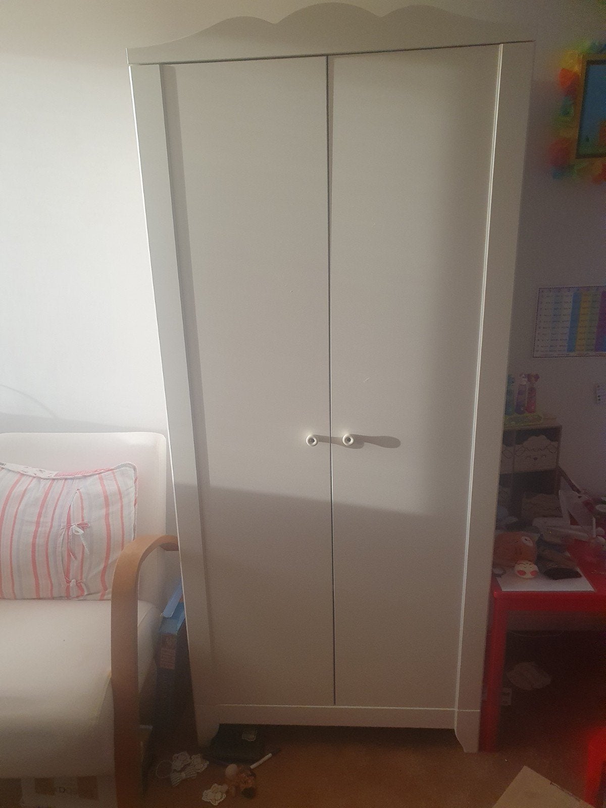 Kinderkledingkast, Ophalen, Met deur(en), Gebruikt, 50 tot 100 cm