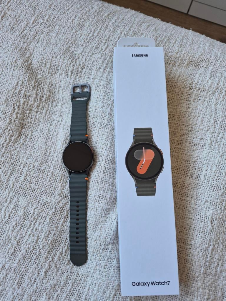 Samsung Galaxy Watch 7 (LTE) Groen, Samsung galaxy watch 7 40mm ⌚️, Ophalen of Verzenden, Zo goed als nieuw, Waterdicht