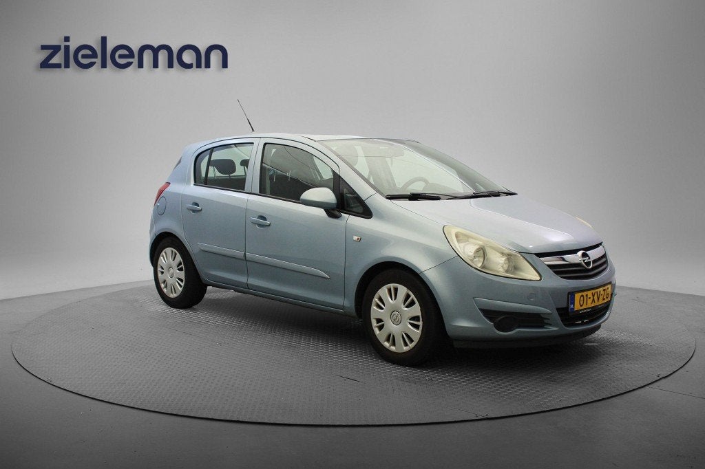 Opel CORSA 1.4 16V Enjoy - Airco, Cruise, Trekhaak, APK tot, Voorwielaandrijving, 1063 kg, Gebruikt, Huisgarantie