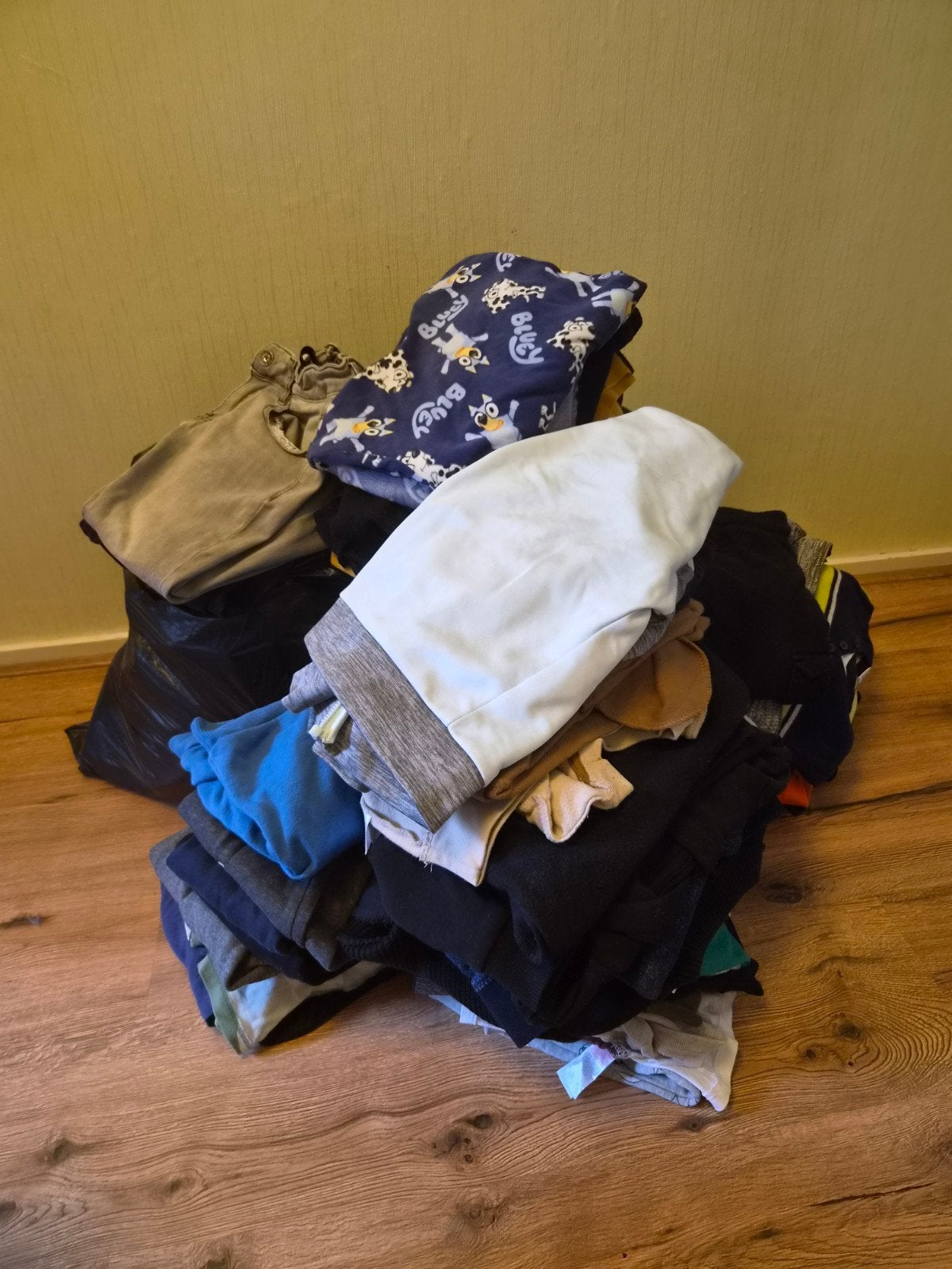 bijna nieuw jongens kleding, Zo goed als nieuw, Primark Hema + H&M, Jongen, Ophalen