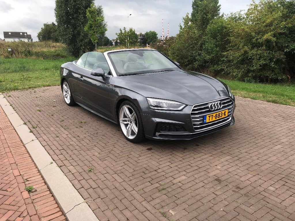 Audi A5 2.0 Tfsi Mhev 190pk S Tronic 2018 Grijs, Auto's, Audi, Zwart, 4 stoelen, Particulier, 93 €/maand