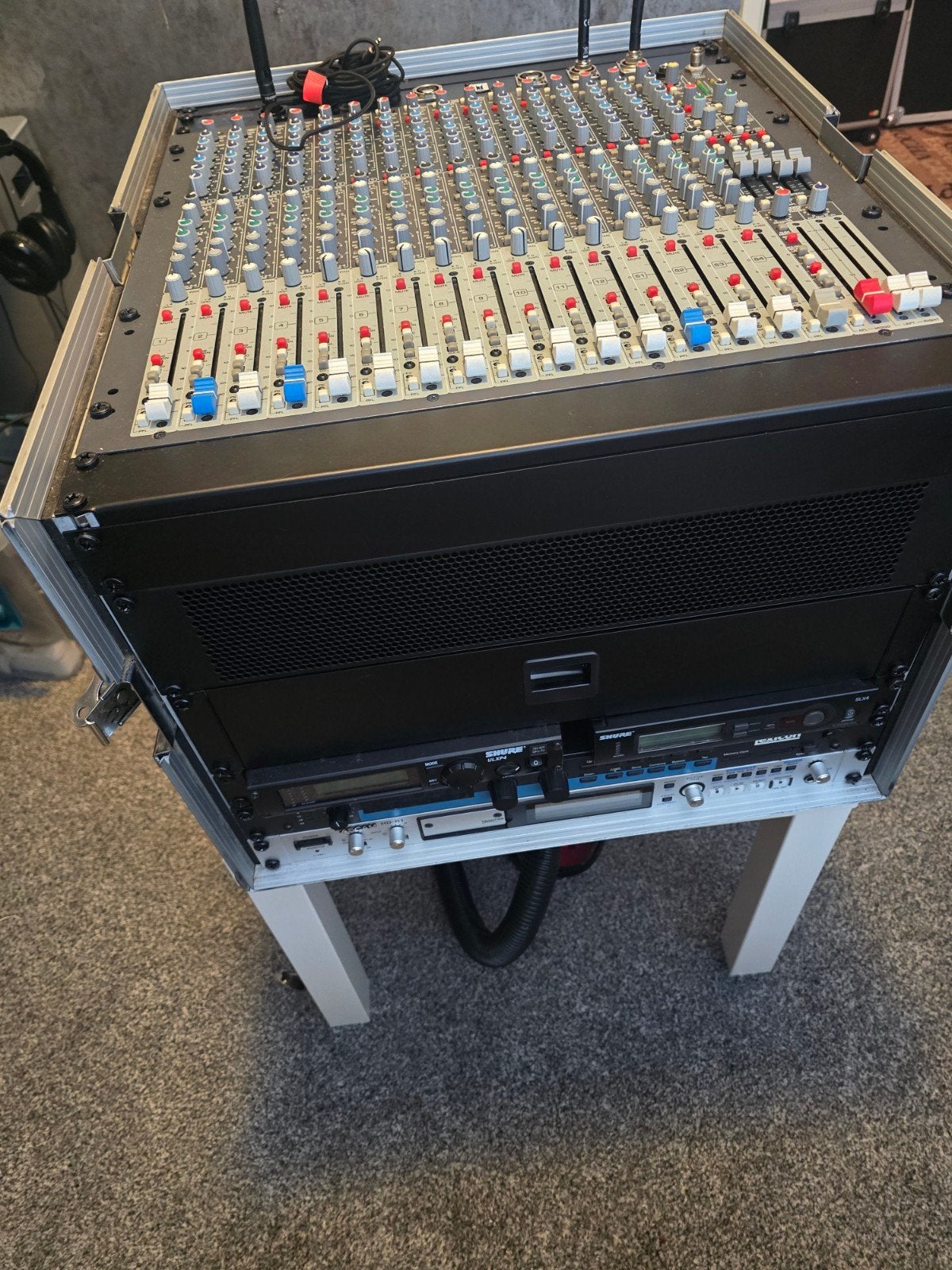 Crest x20r compleet rack, Muziek en Instrumenten, Mengpanelen, Ophalen, Zo goed als nieuw, 10 tot 20 kanalen, Microfooningang