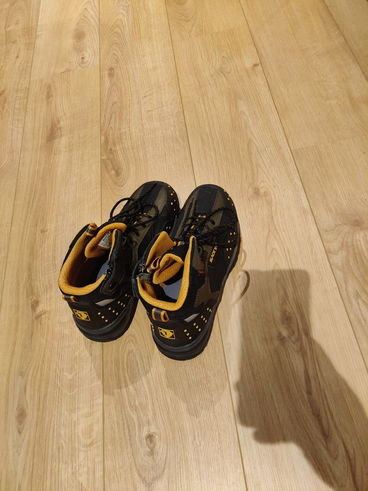 Black Yak Wandel schoenen (Hiking boots), Ophalen, Zo goed als nieuw, Wandelschoenen