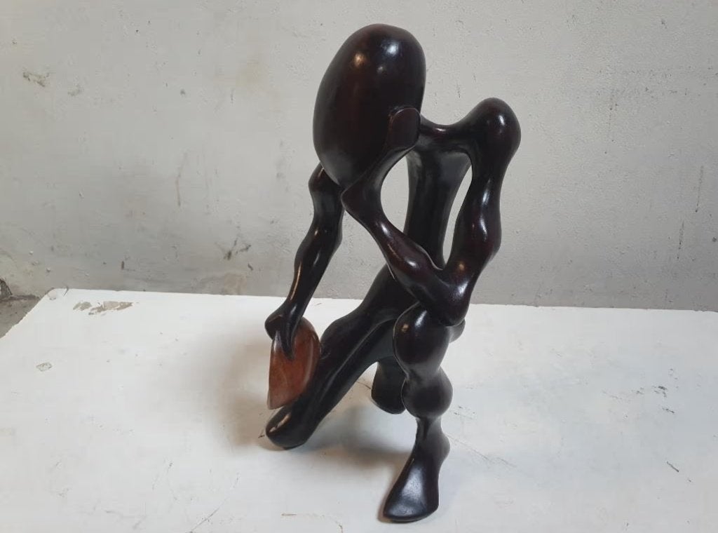 Abstract Afrikaans beeld Uniek model (Hoogte beeld 47 Cm), Houtsnijwerk, Ophalen of Verzenden, Handgemaakt, 20 - 50 cm