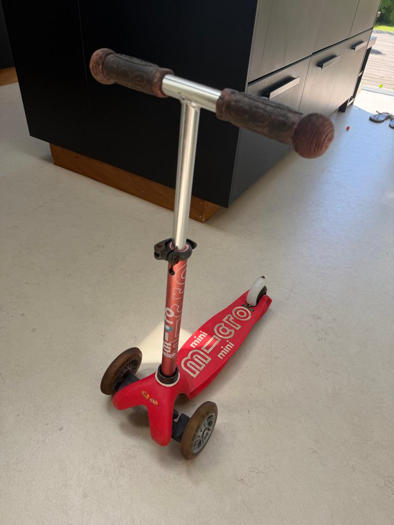 Micro Mini Kinderstep - Rood, Goed Gebruikt, Fietsen en Brommers, Steps, Ophalen, Gebruikt, Gewone step