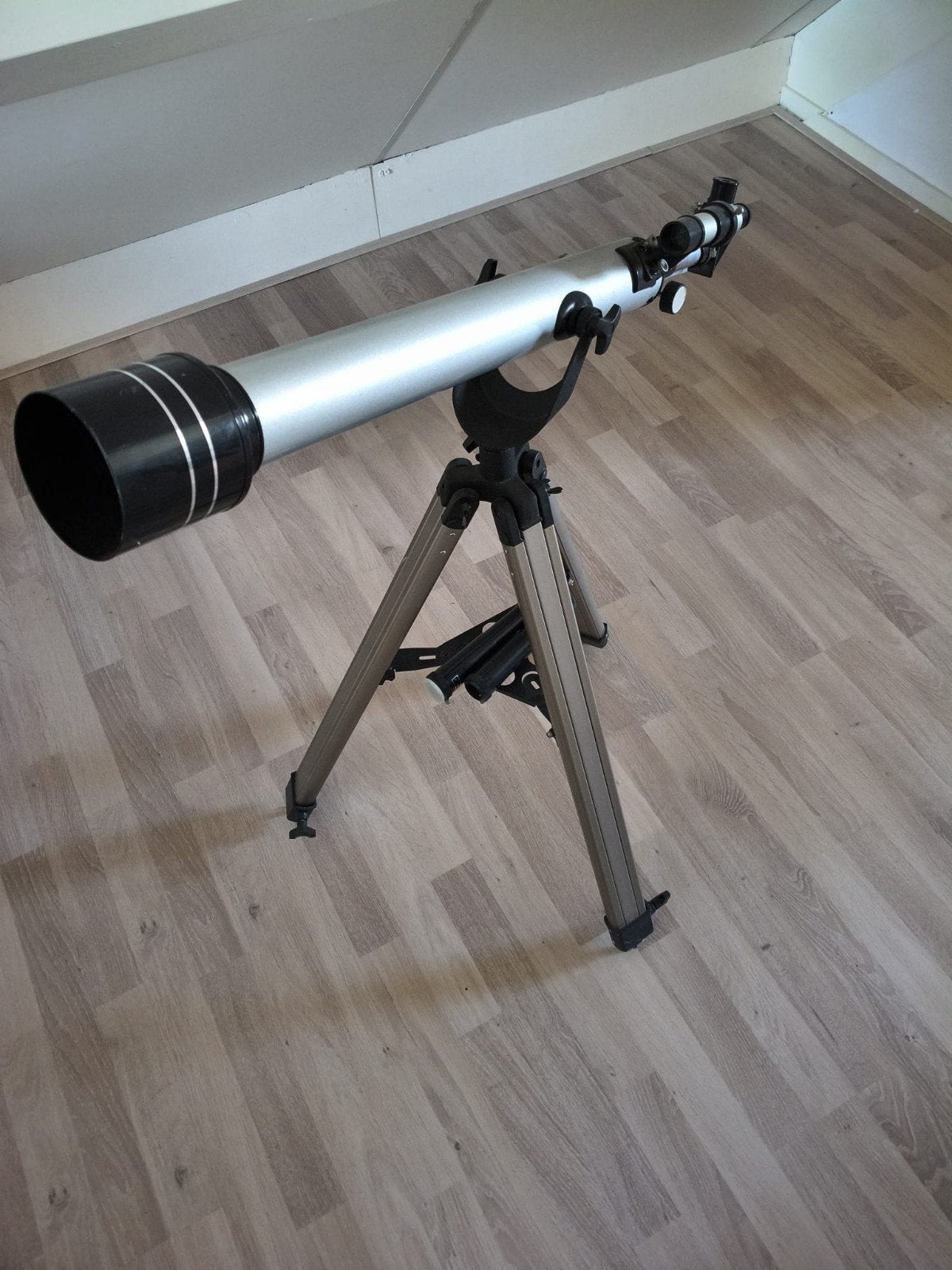 Telescoop / sterrenkijker, Audio, Tv en Foto, Ophalen, Zo goed als nieuw, Minder dan 80 mm, Lenzentelescoop (refractor)