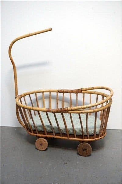 Vintage rotan poppenwieg, Ophalen, Gebruikt, Mvt, Nvt