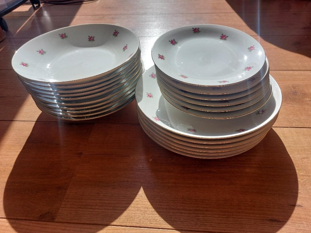 Servies Kahla Konitz vintage roosje gouden randje, Gebruikt, Ophalen of Verzenden, Bord(en), Overige stijlen