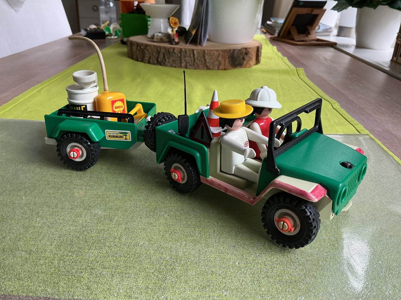 Playmobil Jeep met aanhanger en figuren, Ophalen of Verzenden, Gebruikt, Jongen of Meisje