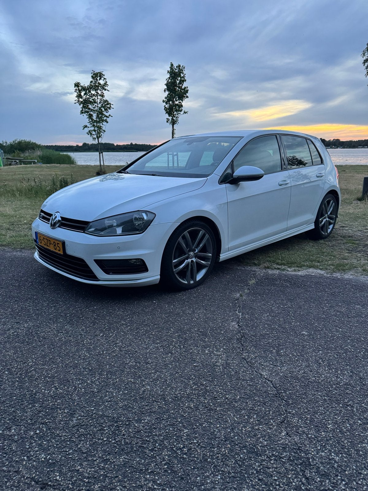 Volkswagen Golf 1.4 TSI 90KW 5D 2014 Wit, Auto's, Voorwielaandrijving, 1147 kg, 4 cilinders, 620 kg