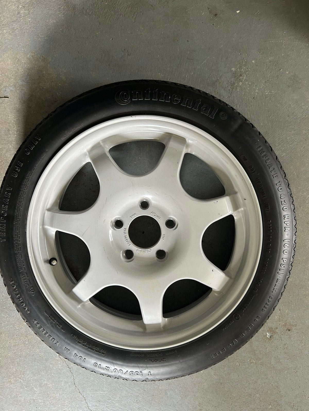Thuiskomer reservewiel BMW (origineel), Ophalen, 18 inch, Banden en Velgen, Nieuw