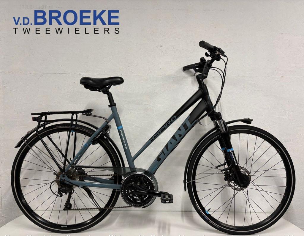Giant Aspiro RS Dames Zwart/Blauw 55cm L, Fietsen en Brommers, Gebruikt, -, - 0
-, NL, Giant