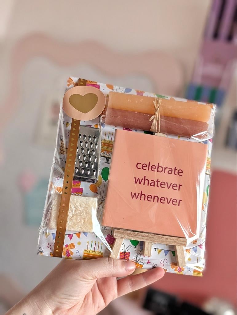 Cadeauset celebrate whatever whenever, Ophalen of Verzenden, Nieuw, Decoratieobject