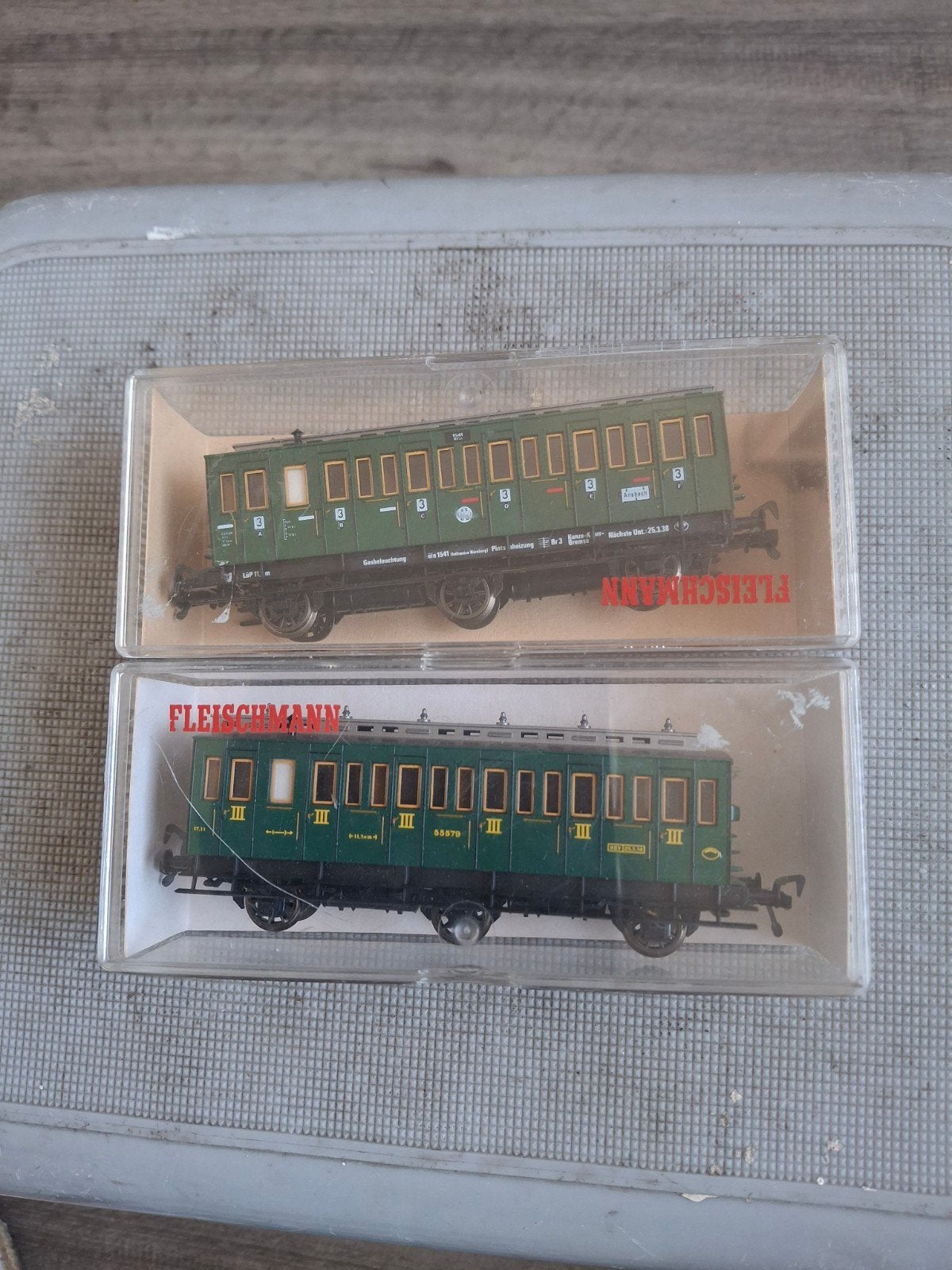 Fleischmann Wagons (2 stuks) - Groen, Gebruikt, Ophalen of Verzenden, Gebruikt, Wagon, Fleischmann