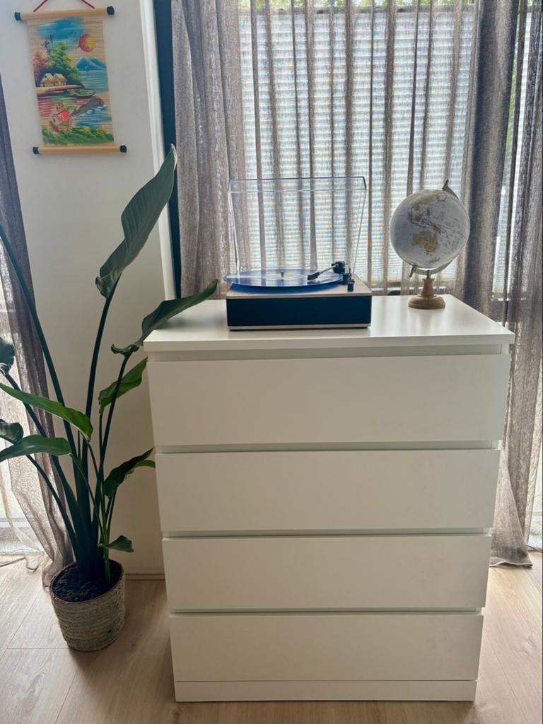 IKEA Malm Ladekast Wit - 4 Lades, Ophalen, 50 tot 100 cm, Zo goed als nieuw, 3 of 4 laden