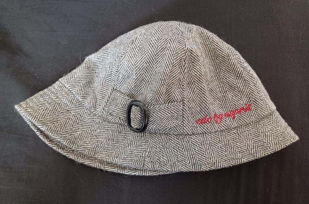 Nieuw Esprit hoed.

Normaal maat dames hoofd., Ophalen, Nieuw, Muts