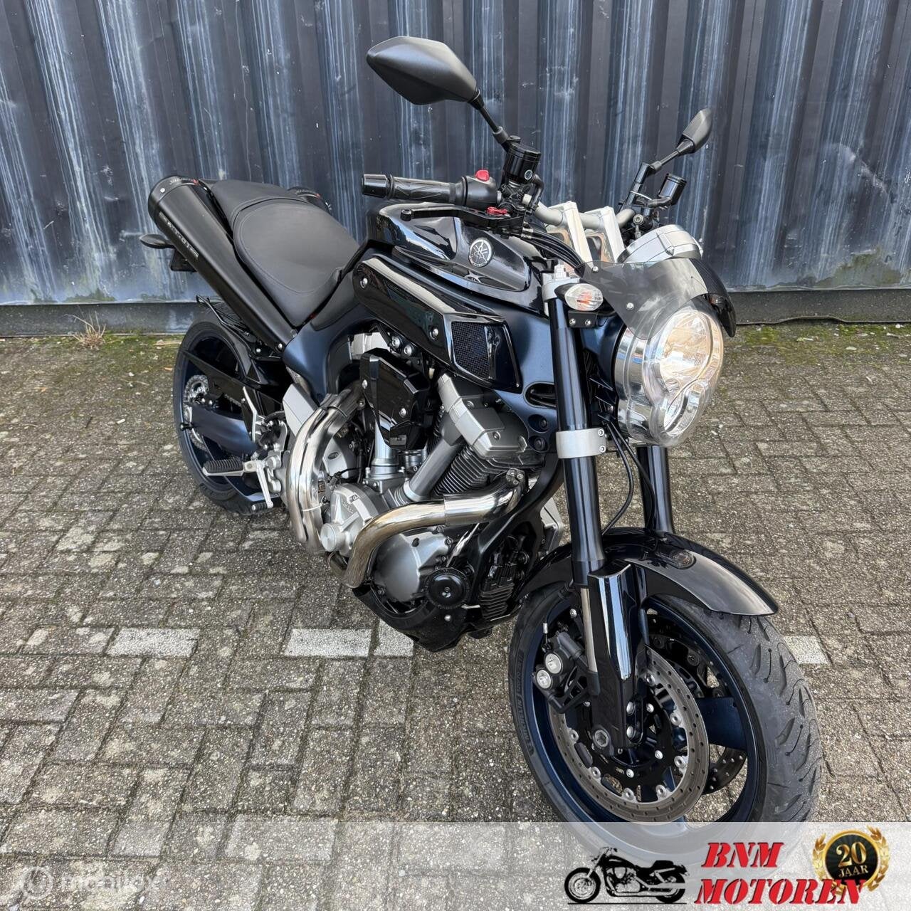 Yamaha MT-01, Sportuitlaat, 1670 cc, Meer dan 35 kW, Toermotor