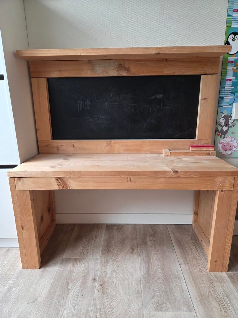 Steigerhouten tafeltje met krijtbord voor kinderen, Ophalen, Gebruikt, Tafel(s)