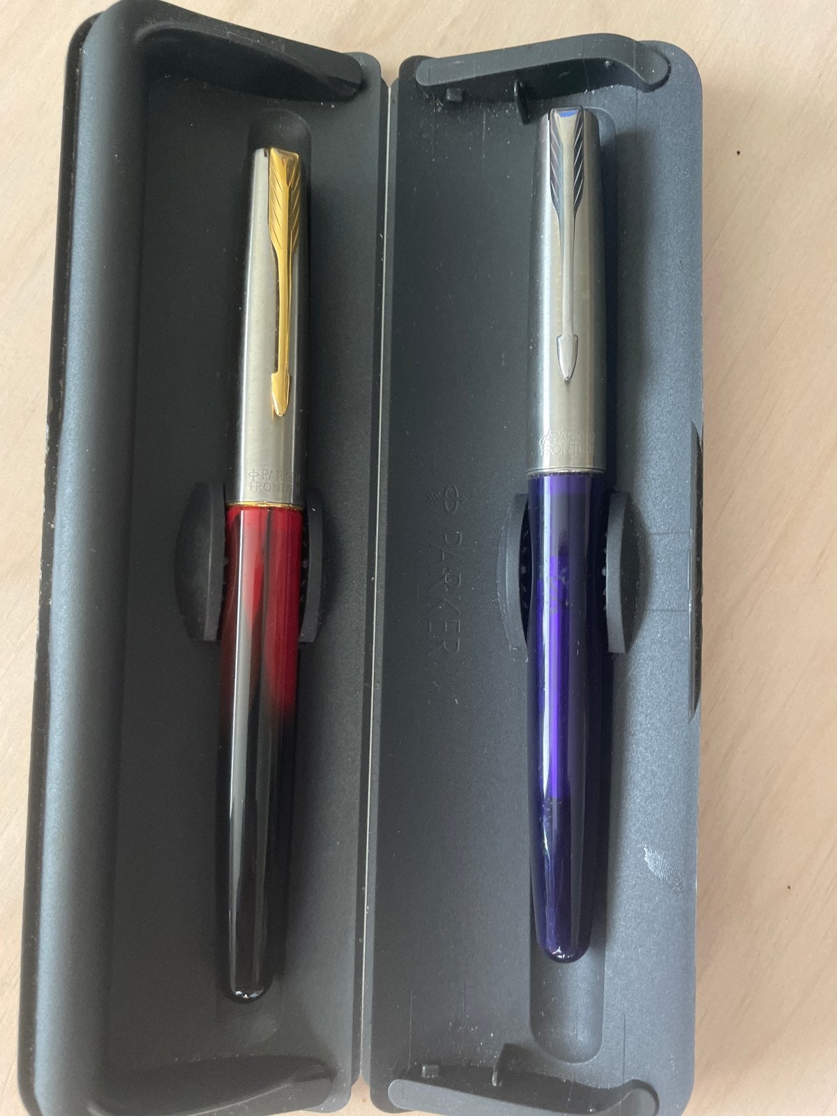 Set van 2 Parker Frontier pennen: Vulpen en Balpen, Pennenset, Gebruikt, Parker, Met doosje